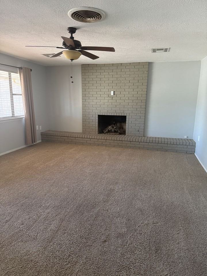 3015 Del Sur - Photo 3 of 20