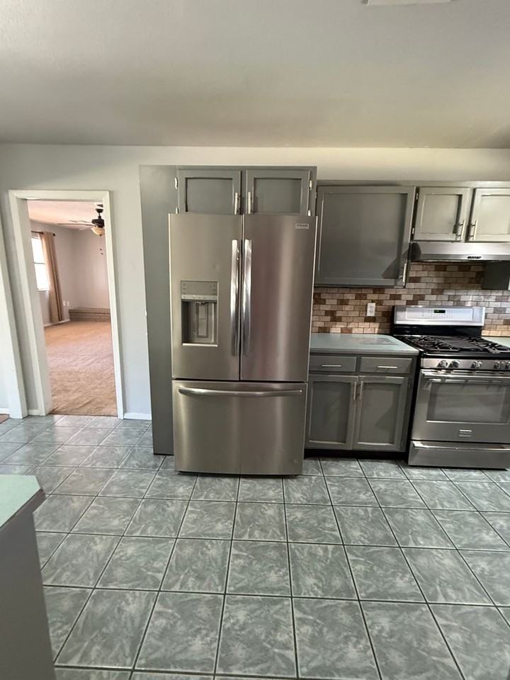 3015 Del Sur - Photo 6 of 20