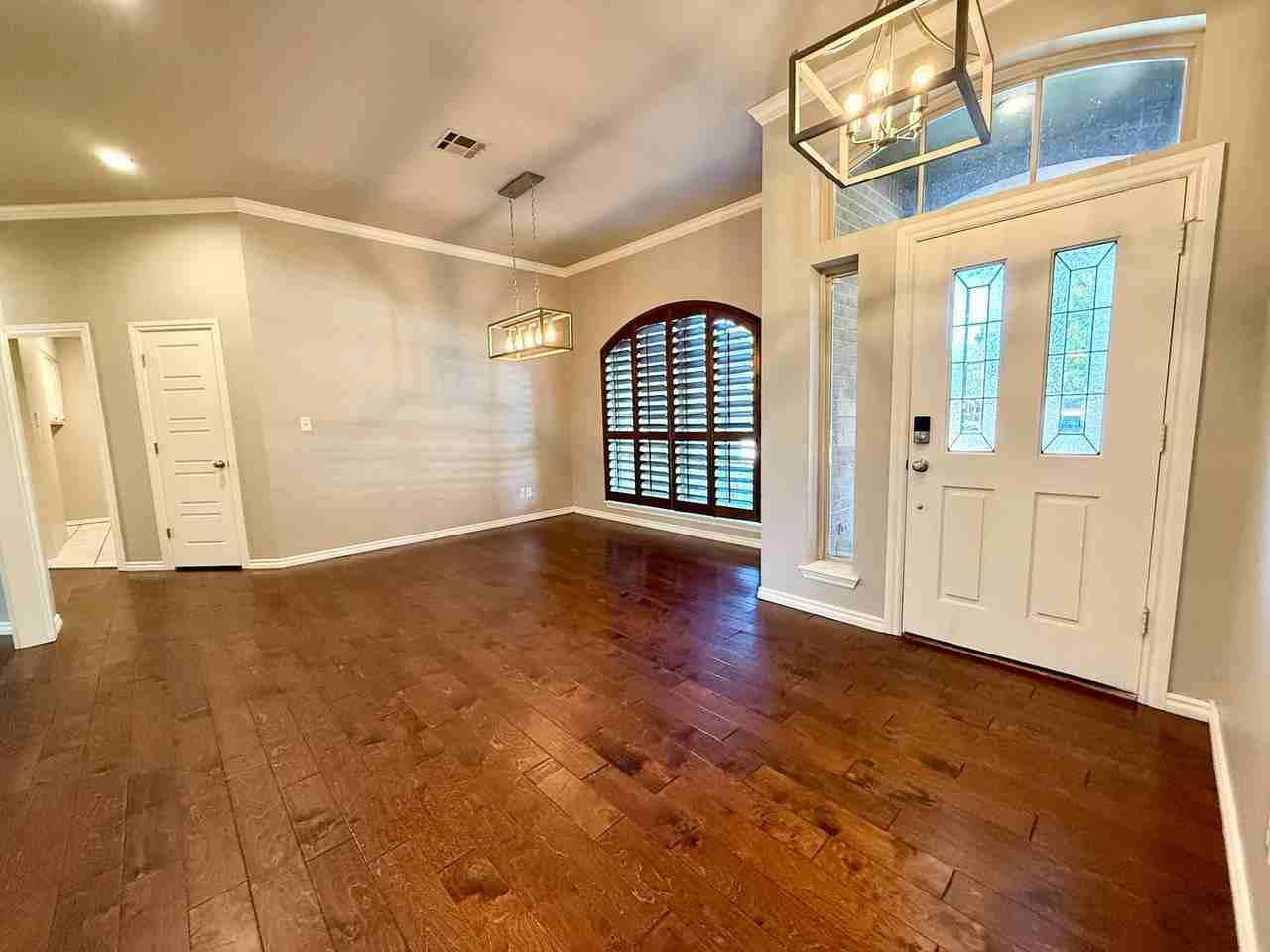 4205 Harrogate Dr - Photo 5 of 27