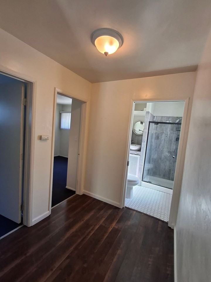 3231 Madison Ave - Photo 5 of 8