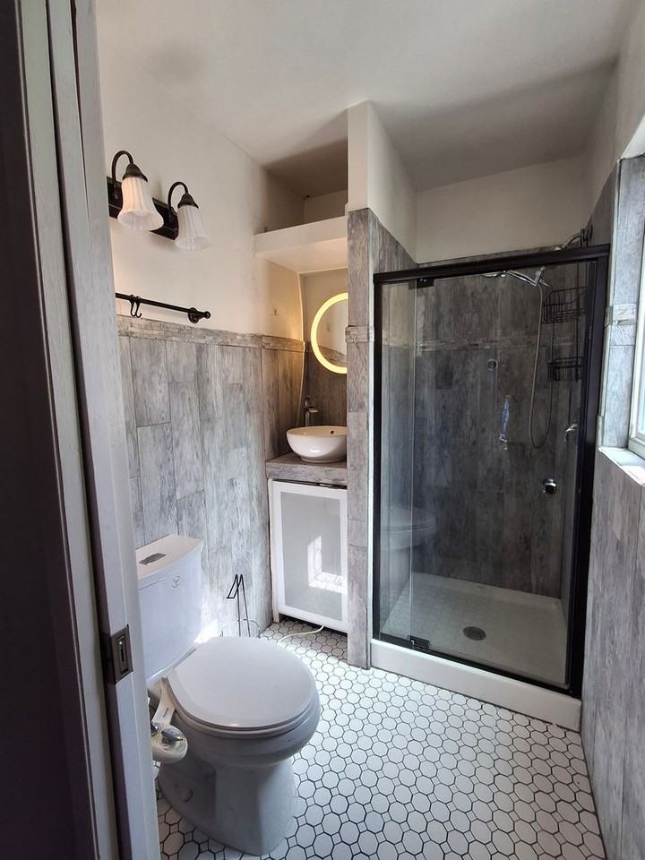 3231 Madison Ave - Photo 6 of 8