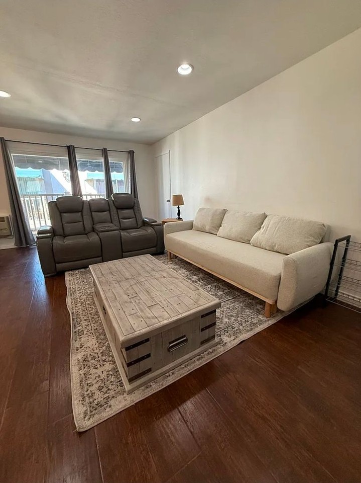 2852 Sawtelle Blvd #41