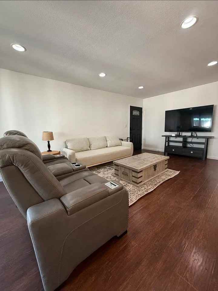 2852 Sawtelle Blvd #41 - Photo 2 of 32