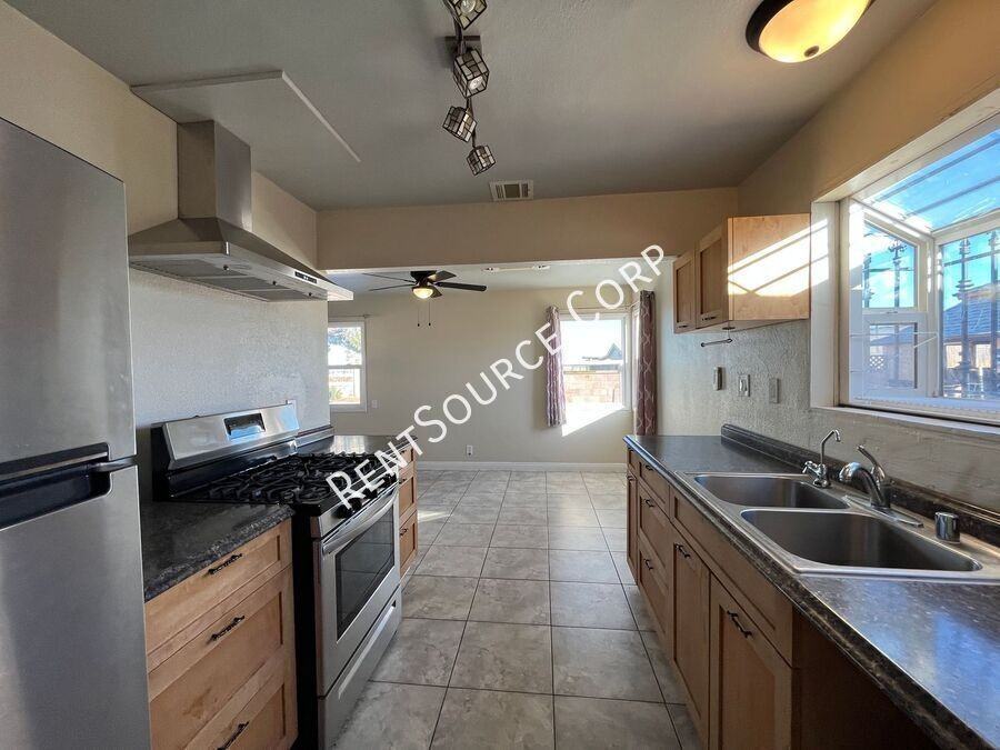 48761 110th St W - Photo 6 of 24