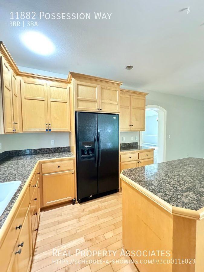 11882 Possession Way - Photo 5 of 16