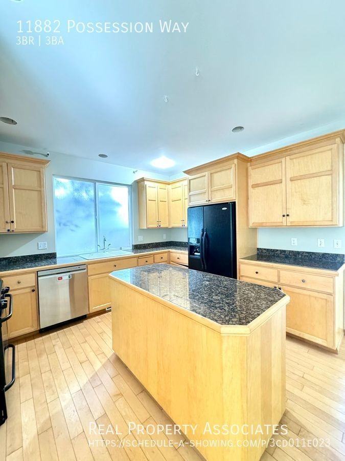 11882 Possession Way - Photo 6 of 16
