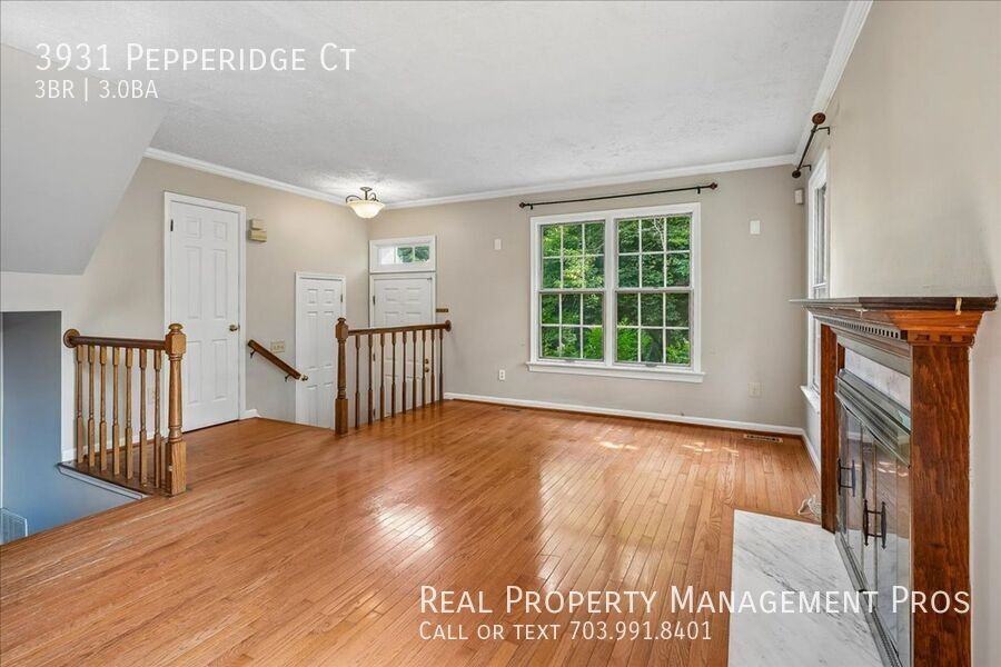 3931 Pepperidge Ct - Photo 2 of 20