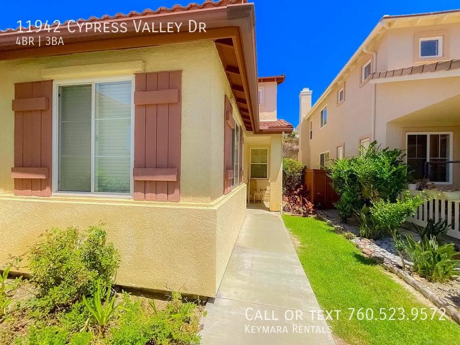 11942 Cypress Valley Dr - Photo 3 of 24