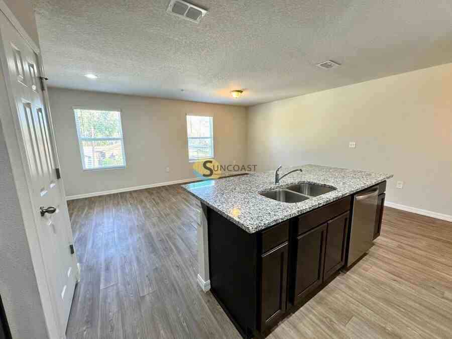 7632 Mailes Ct #7632102 - Photo 3 of 34