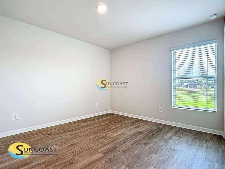 7005 Hemlock Crse - Photo 2 of 50