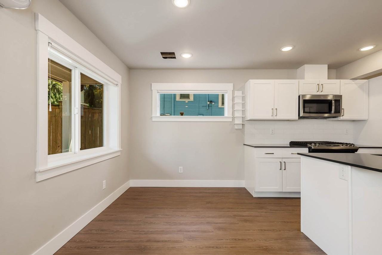 9519B 5th Ave Ne #B - Photo 6 of 19