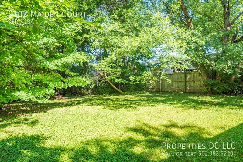 9102 Maiden Ct - Photo 3 of 34