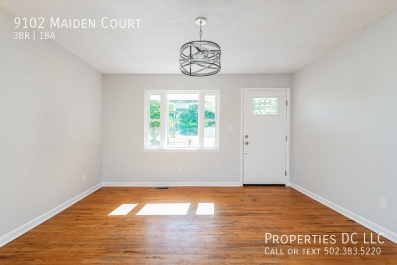 9102 Maiden Ct - Photo 4 of 34