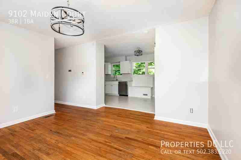 9102 Maiden Ct - Photo 7 of 34