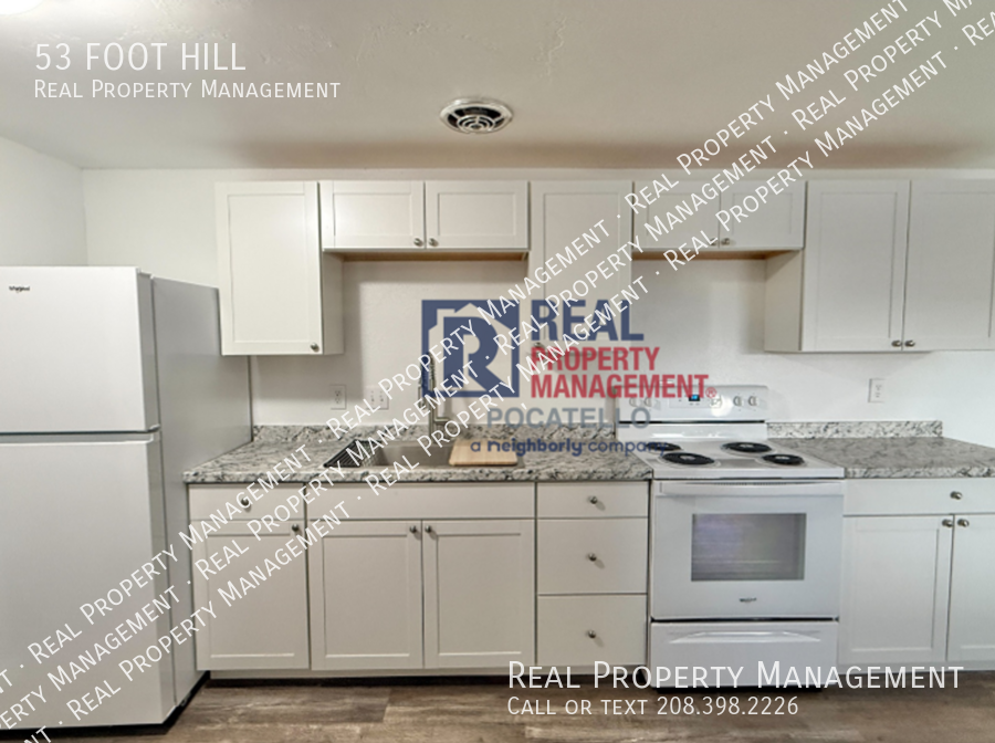 53 Foothill Blvd - Photo 2 of 15
