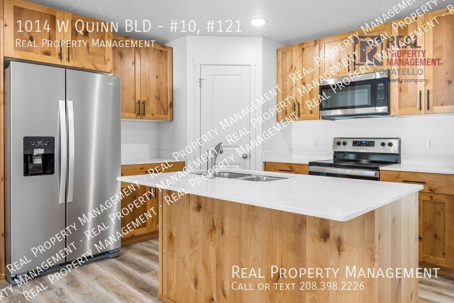 1014 W Quinn BLD #10-121 - Photo 3 of 16