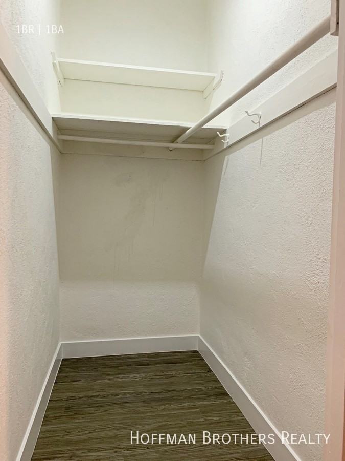 321 S Verdugo Rd #8 - Photo 7 of 10