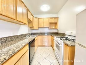800 N Las Palmas Ave #102 - Photo 1 of 1