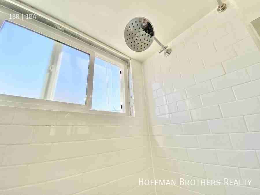 3438 Mentone Ave #6 - Photo 7 of 8