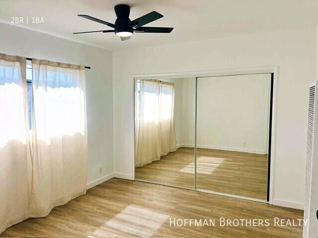 716 W 81st St #9 - Photo 3 of 5