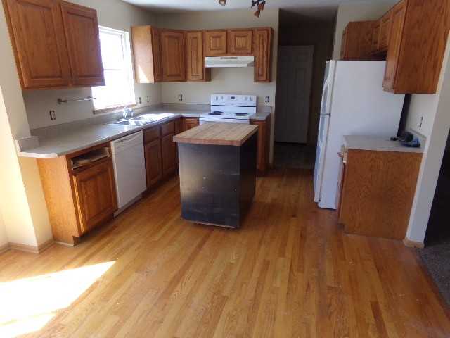 BCR 869 South 45th Street - Photo 3 of 7