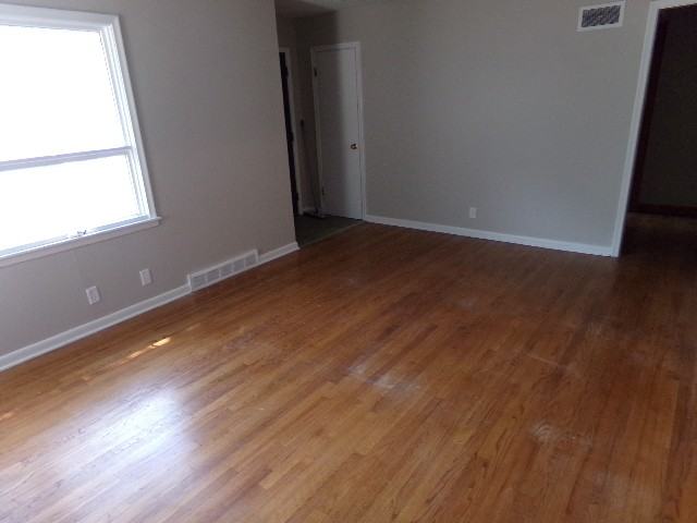 BCR 4500 L Street - Photo 3 of 7