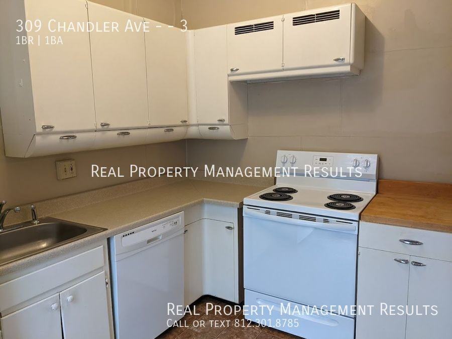 309 Chandler Ave #3 - Photo 5 of 14