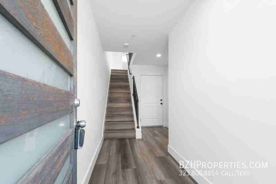 6006-6002 Klump Ave - Photo 6 of 32
