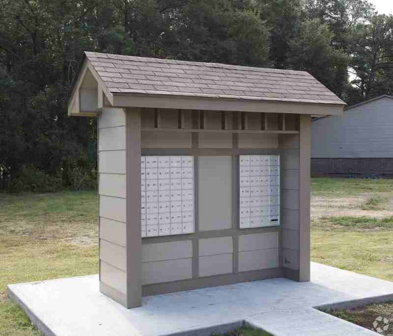 4770 Milgen Rd - Photo 4 of 10