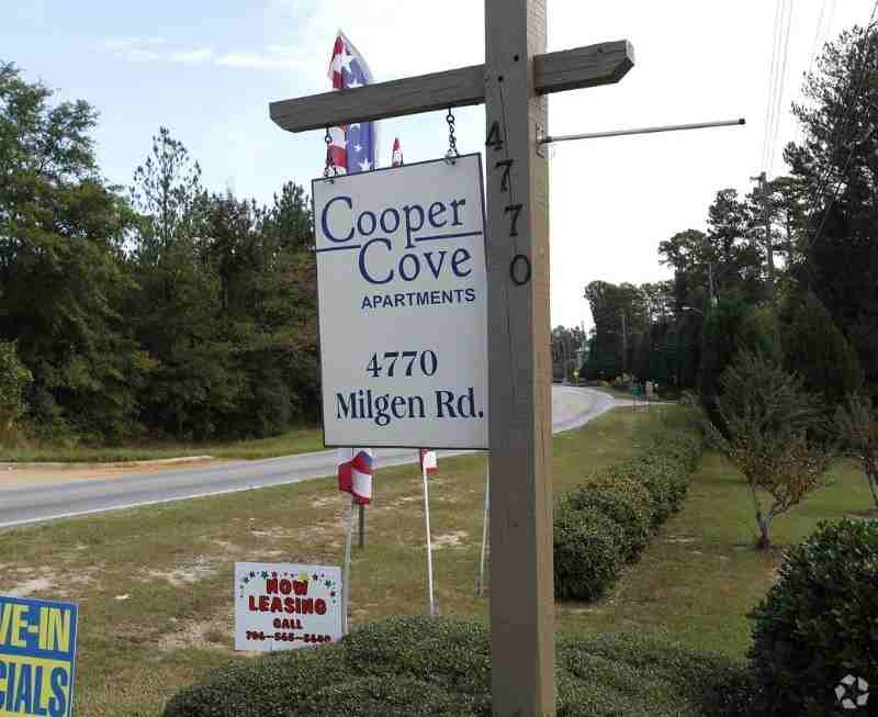 4770 Milgen Rd - Photo 2 of 10