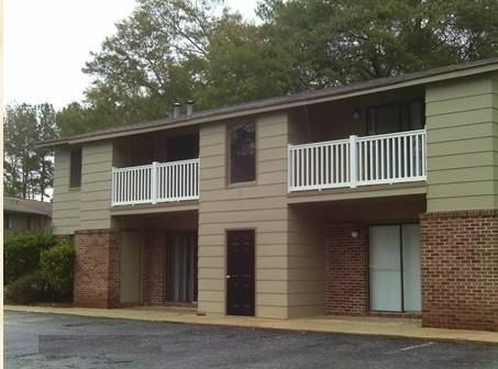 4770 Milgen Rd - Photo 5 of 10