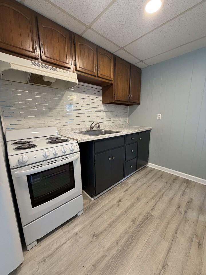 1306 Lockewood Dr #2 - Photo 4 of 7