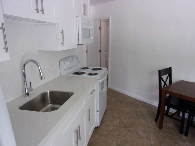 101 Caloosa St #3 - Photo 7 of 25