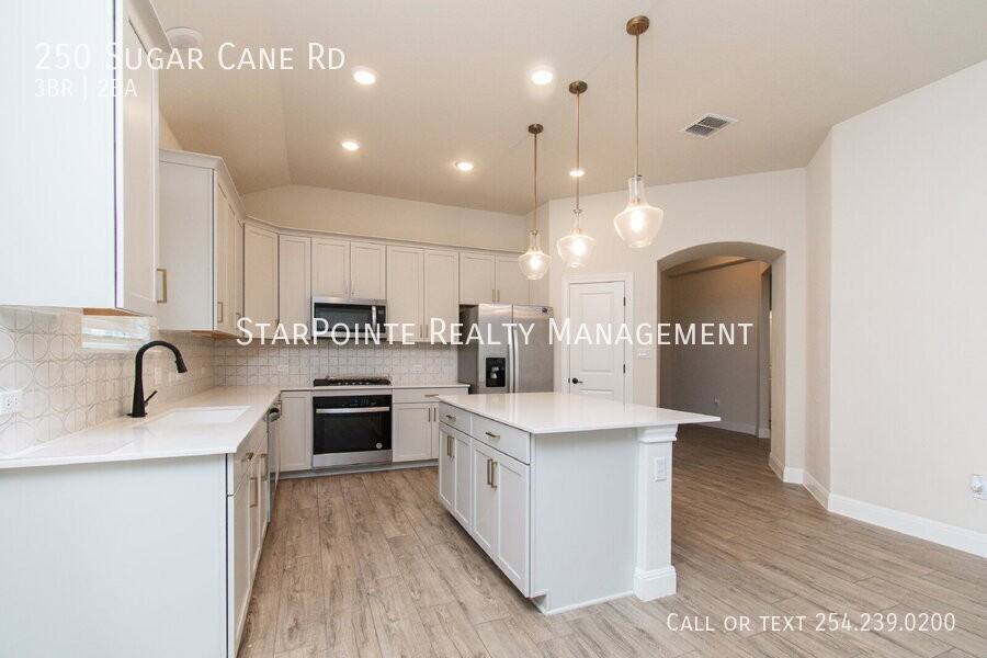 250 Sugar Cane Rd - Photo 4 of 21