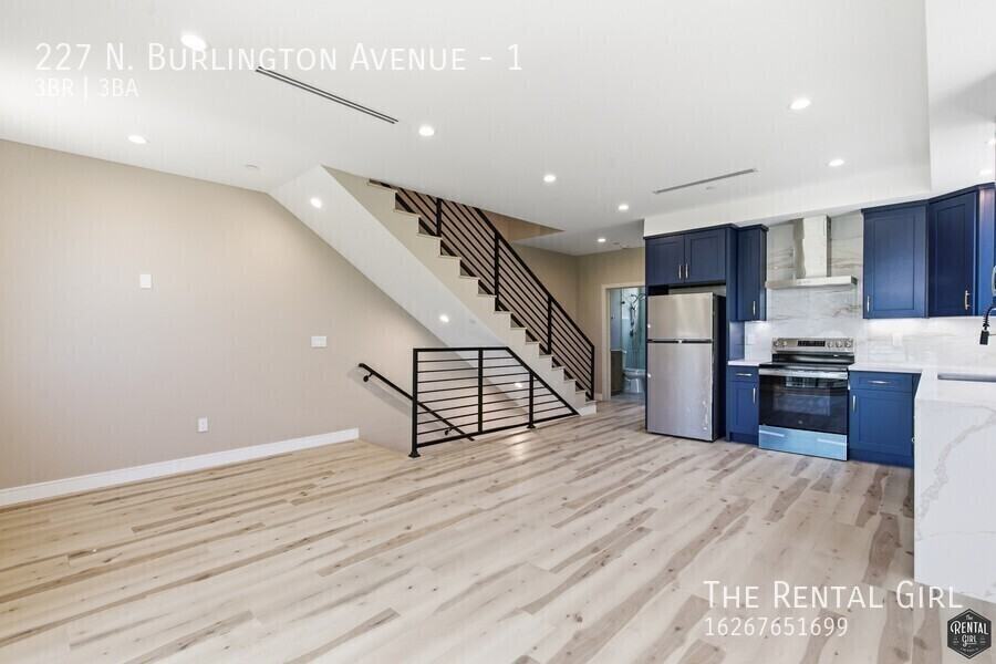 227 N Burlington Ave #1