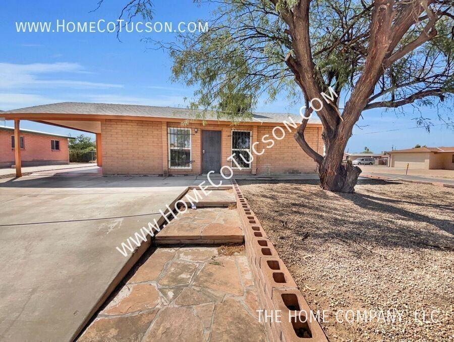 5102 S Fremont Dr - Photo 5 of 33