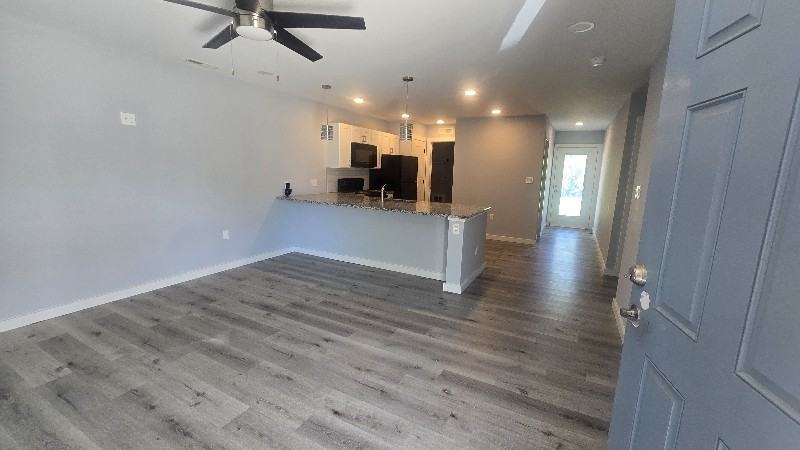 301 Wayne Ave #A - Photo 2 of 8