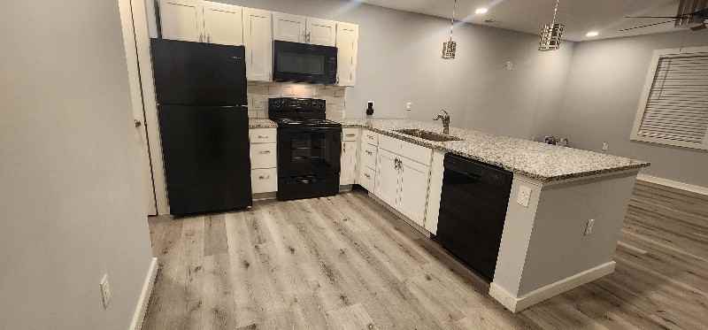 301 Wayne Ave #A - Photo 6 of 8