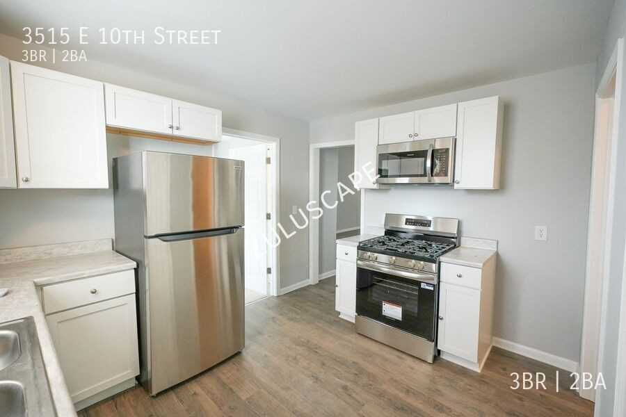 3515 E 10th St - Photo 3 of 23