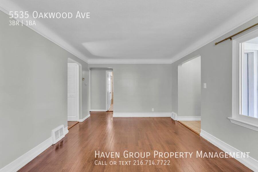 5535 Oakwood Ave - Photo 4 of 24