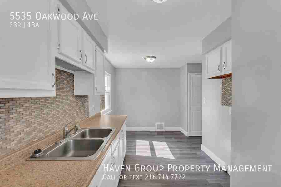 5535 Oakwood Ave - Photo 6 of 24