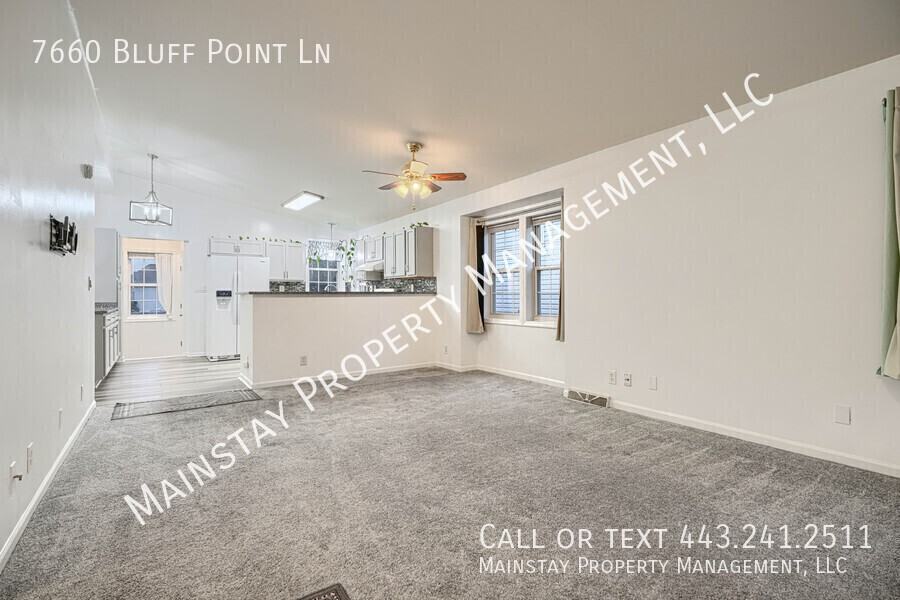 7660 Bluff Point Ln - Photo 5 of 28