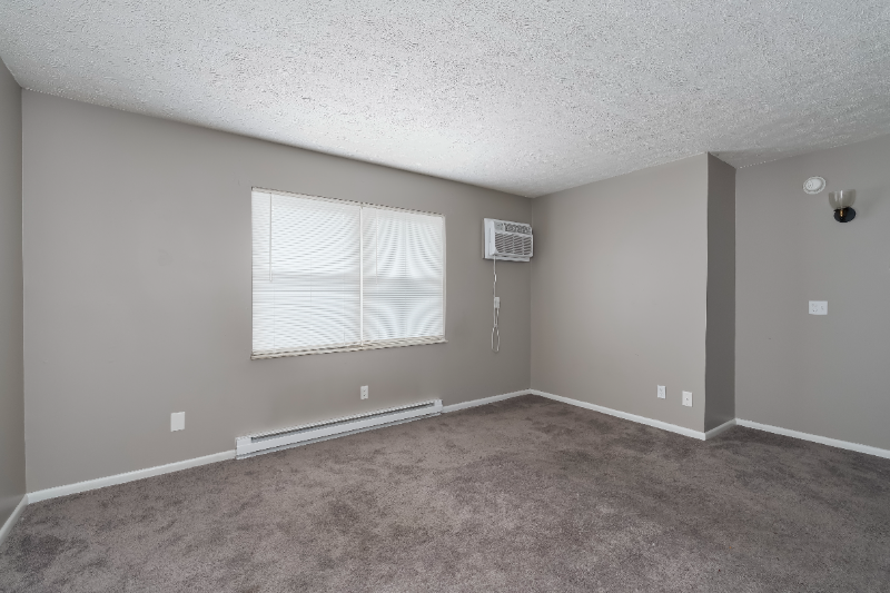 4600 Winston Ave #11 - Photo 4 of 10