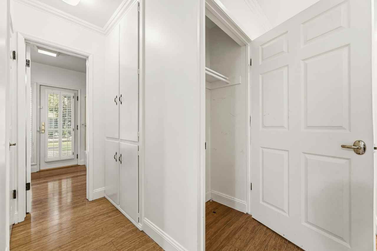 20305 Aetna Street - Photo 3 of 36