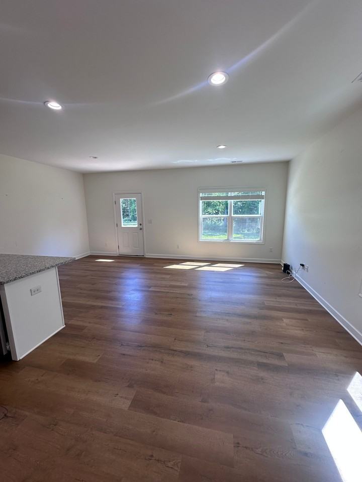 2822 Fay Jones Rd - Photo 3 of 16