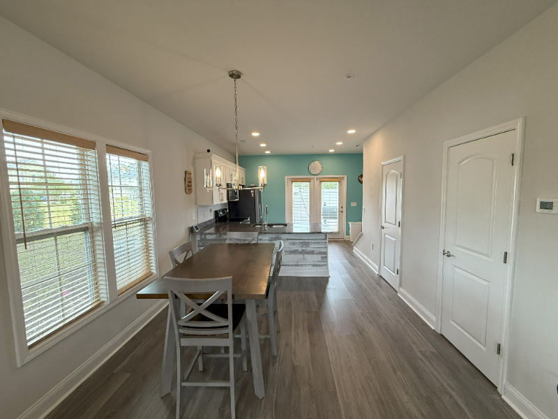 812 Moen Pl #A - Photo 6 of 16