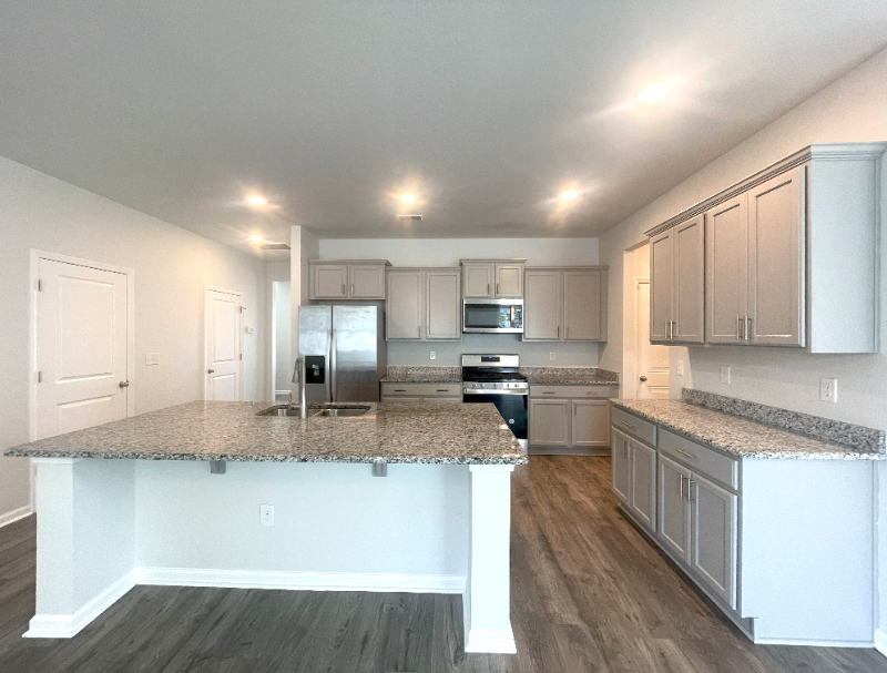 438 Pacific Commons Dr - Photo 3 of 20