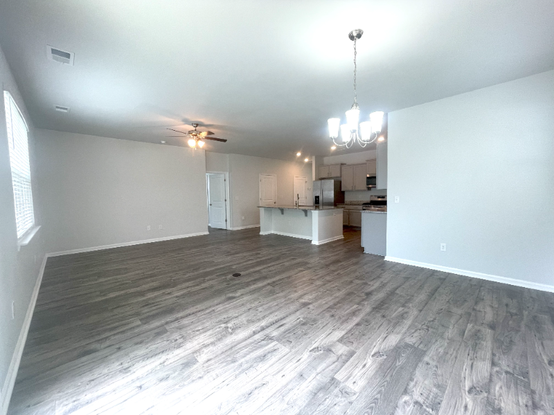 438 Pacific Commons Dr - Photo 5 of 20