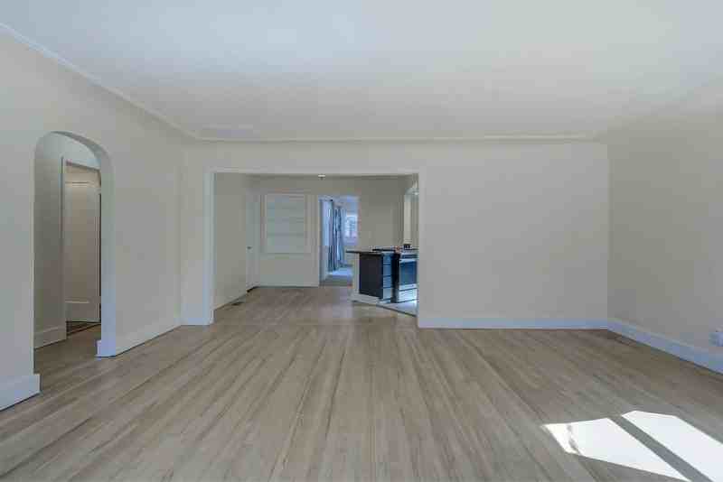 1333 Chestnut St - Photo 4 of 33
