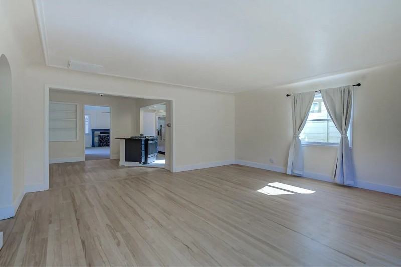 1333 Chestnut St - Photo 5 of 33